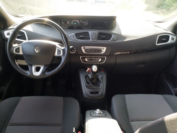 Renault Grand Scenic III · Рестайлинг, 7 мест, 2012 г.