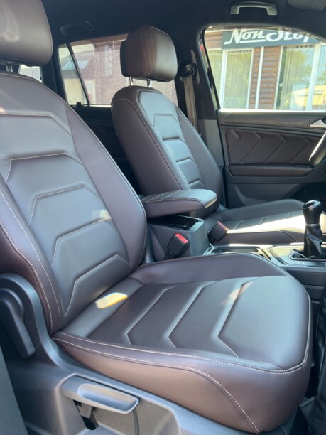 Volkswagen Tiguan II, 2020 г.