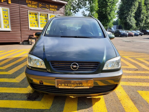 Opel Zafira A, 7 мест, 2001 г.