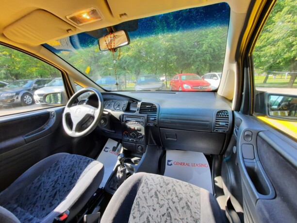 Opel Zafira A, 7 мест, 2001 г.