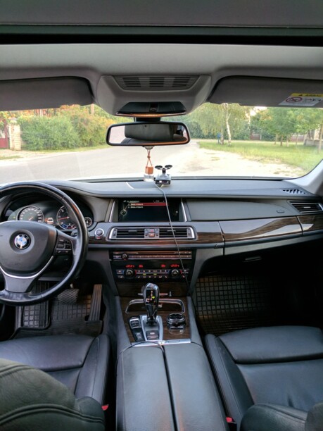 BMW 7 серия F02 (Long) · Рестайлинг, 2013 г.