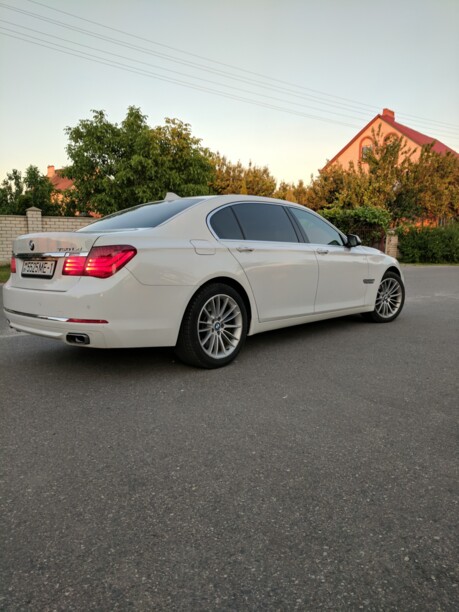 BMW 7 серия F02 (Long) · Рестайлинг, 2013 г.
