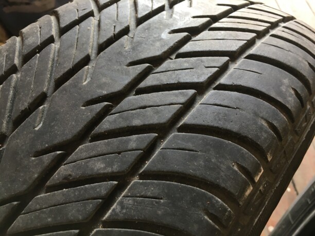 Легковые шины Debica Furio 205/60 R15 2 шт.