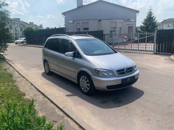 Opel Zafira A · Рестайлинг, 7 мест, 2004 г.