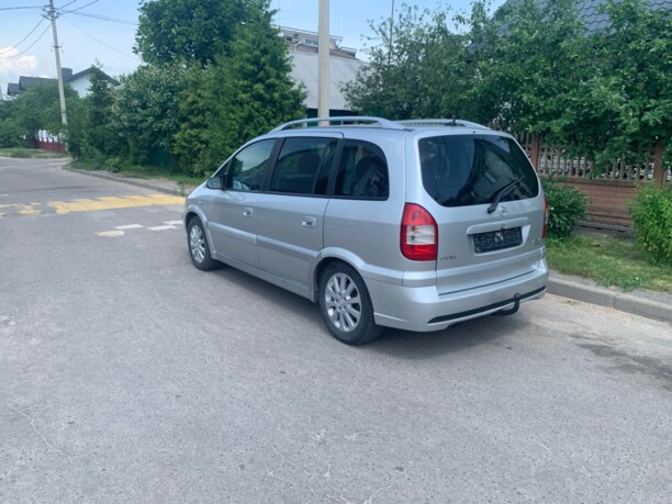 Opel Zafira A · Рестайлинг, 7 мест, 2004 г.