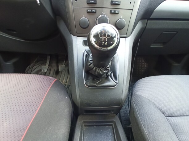 Opel Zafira B, 7 мест, 2007 г.