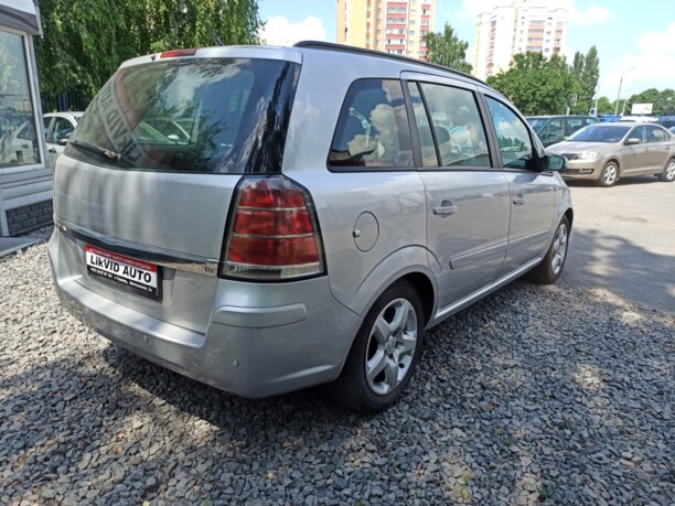Opel Zafira B, 7 мест, 2007 г.