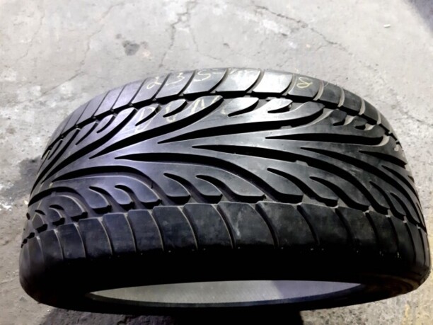 Легковые шины Dunlop 9000 235/40 R18 1 шт.