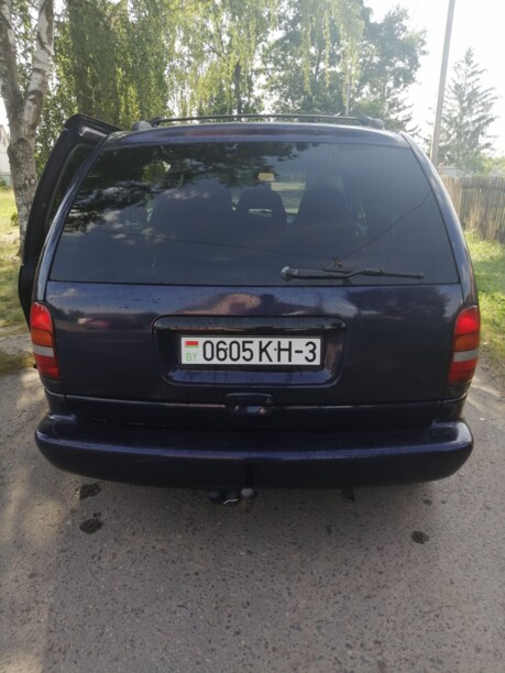 Chrysler Voyager III, 7 мест, 1998 г.