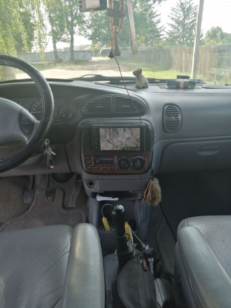Chrysler Voyager III, 7 мест, 1998 г.