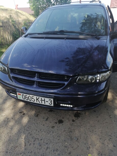 Chrysler Voyager III, 7 мест, 1998 г.