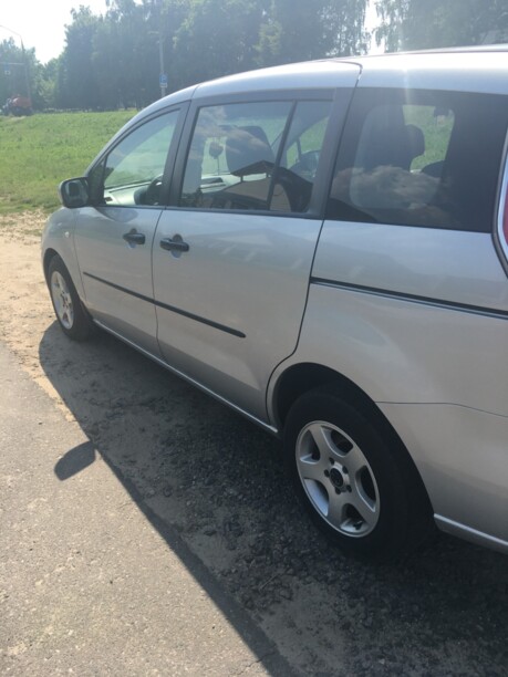 Mazda 5 I · Рестайлинг, 7 мест, 2009 г.