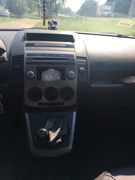 Mazda 5 I · Рестайлинг, 7 мест, 2009 г.