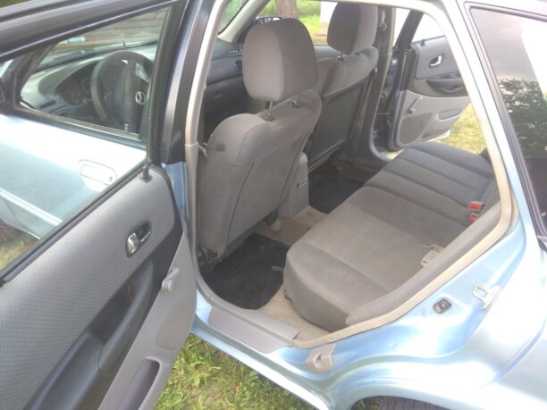 Mazda 323F, 2001 г.