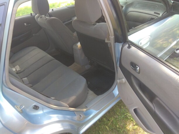 Mazda 323F, 2001 г.