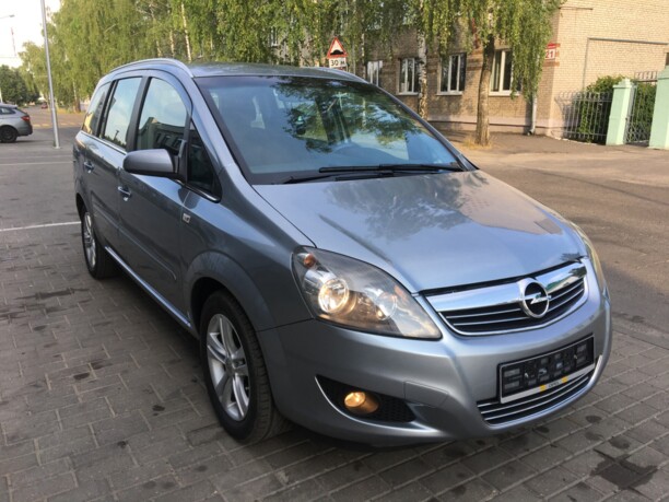 Opel Zafira B · Рестайлинг, 7 мест, 2008 г.