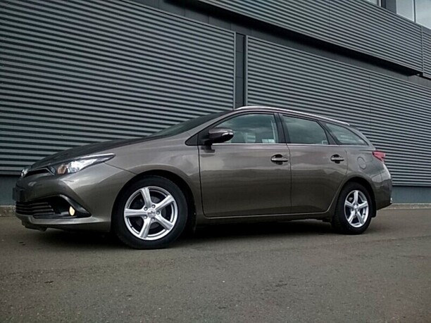 Toyota Auris II (E180) · Рестайлинг, 2018 г.
