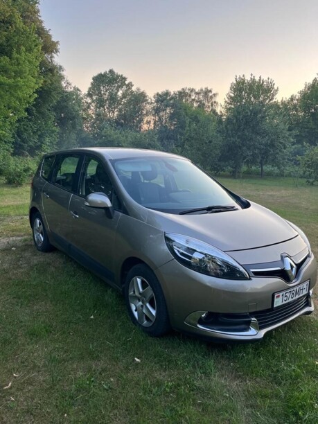 Renault Grand Scenic III · Рестайлинг, 7 мест, 2012 г.
