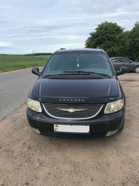 Chrysler Voyager IV, 7 мест, 2001 г.
