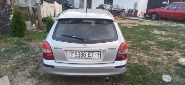 Mazda 323F, 1998 г.