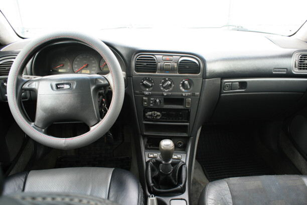 Volvo V40 I · Рестайлинг, 1999 г.