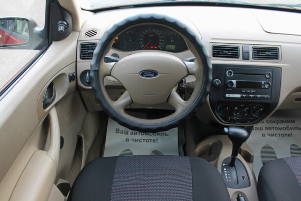 Ford Focus I · Рестайлинг, 2004 г.