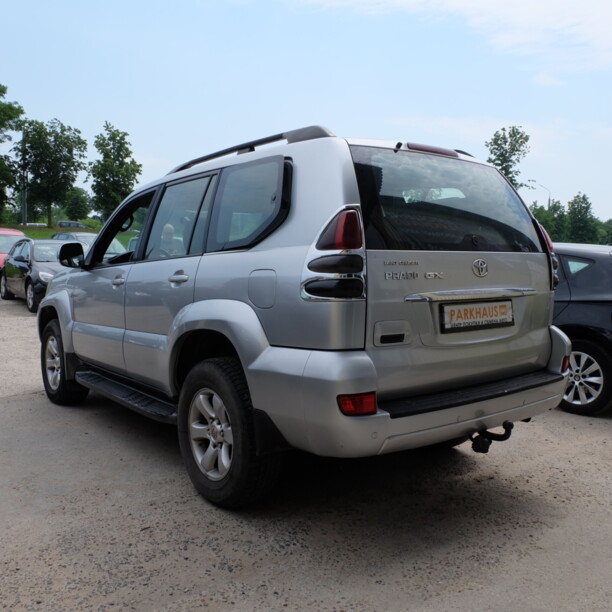 Toyota Land Cruiser Prado J120, 7 мест, 2004 г.