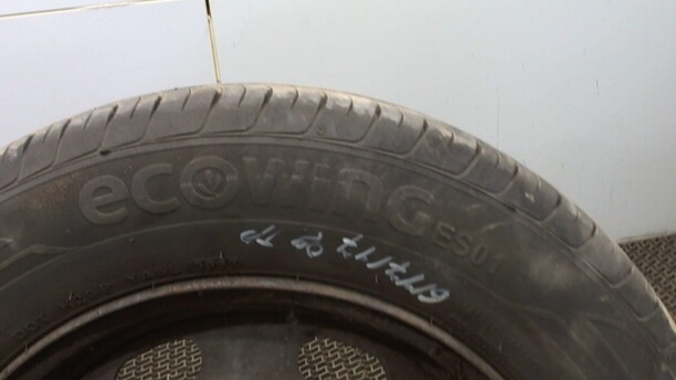 Легковые шины Kumho Ecowing ES01 195/65 R15 1 шт.