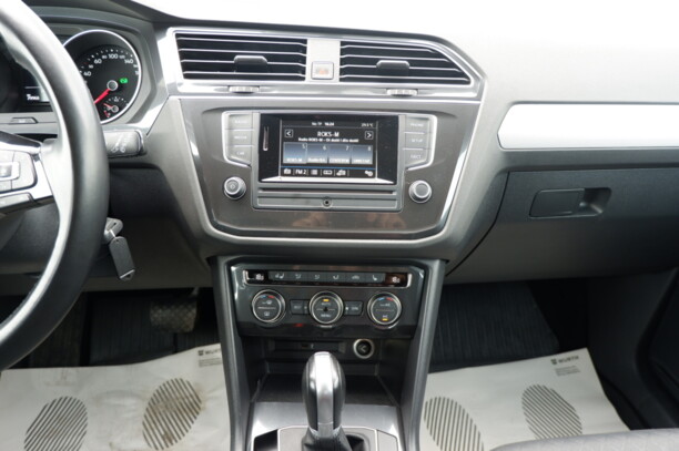 Volkswagen Tiguan II, 2016 г.