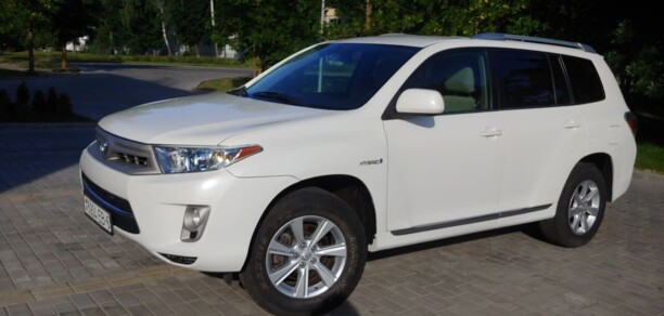 Toyota Highlander II (XU40) · Рестайлинг, 7 мест, 2010 г.