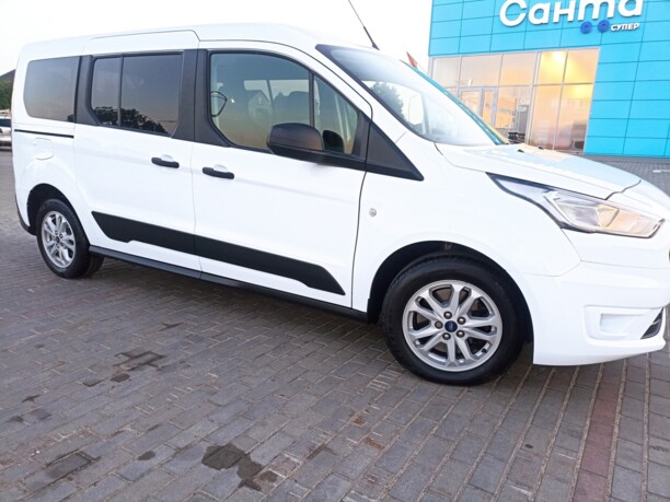 Ford Tourneo Connect II · Рестайлинг, 7 мест, 2018 г.