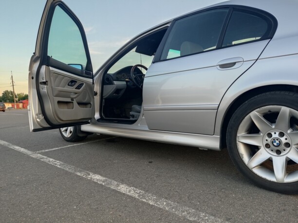 BMW 5 серия E39, 2001 г.