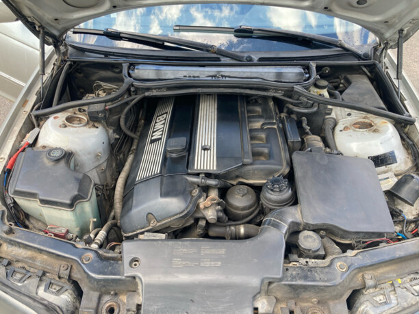 BMW 3 серия E46 · Рестайлинг, 2001 г.