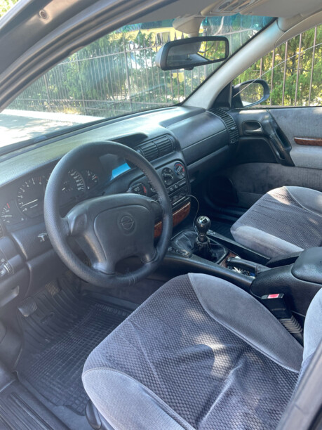 Opel Omega B, 1995 г.