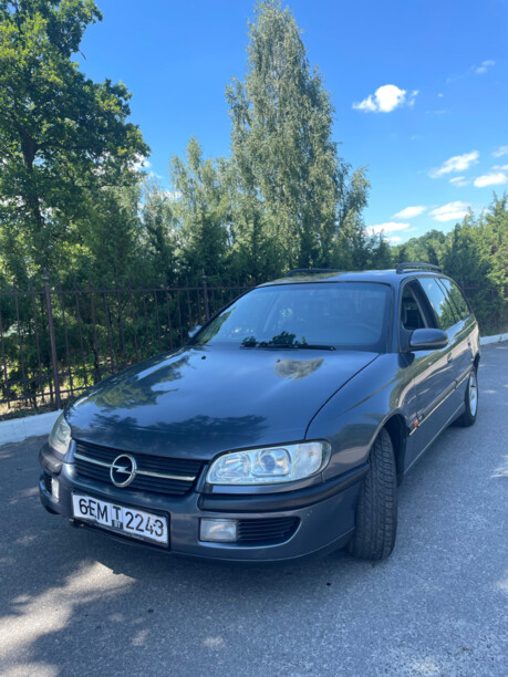 Opel Omega B, 1995 г.