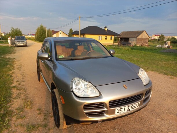 Porsche Cayenne 955, 2004 г.