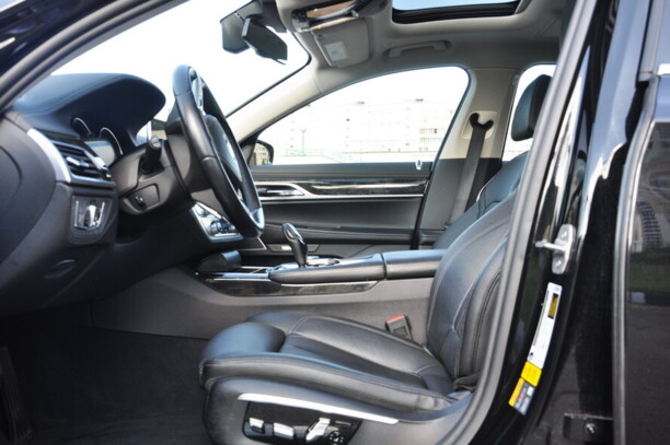 BMW 7 серия G12 (Long), 2016 г.