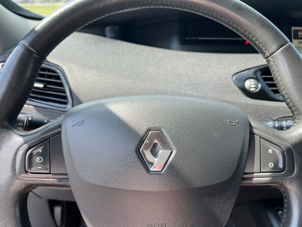 Renault Grand Scenic III · 2-й рестайлинг, 7 мест, 2014 г.