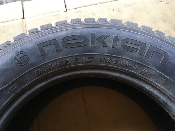 Легковые шины Nokian Hakkapelitta 245/65 R17 1 шт.