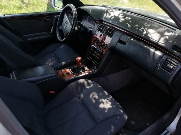 Mercedes-Benz E-Класс W210, S210, 1995 г.