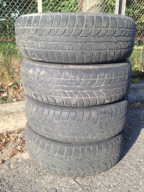 Легковые шины Hankook Winter I sept evo 195/65 R15 4 шт.