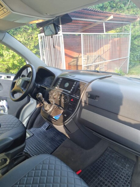 Volkswagen Multivan T5, 2006 г.