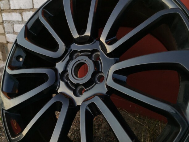 Range Rover 10x22 5x120 4 шт.