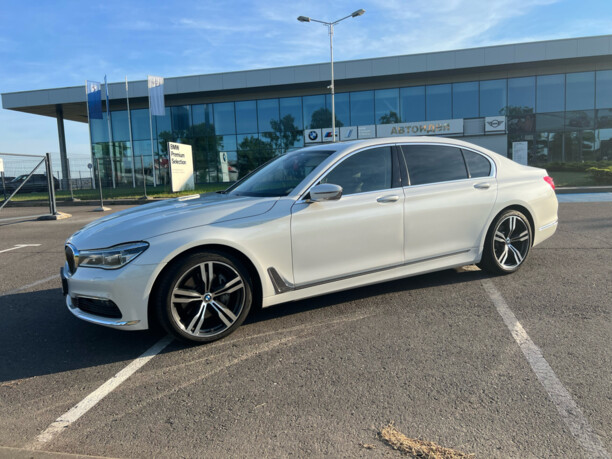 BMW 7 серия G12 (Long), 2016 г.