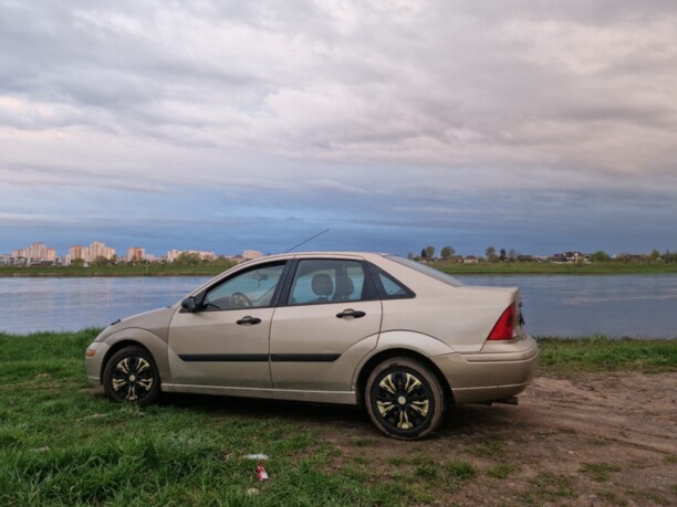 Ford Focus I · Рестайлинг, 2002 г.