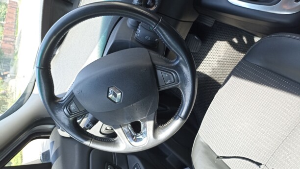 Renault Grand Scenic III · 2-й рестайлинг, 7 мест, 2016 г.