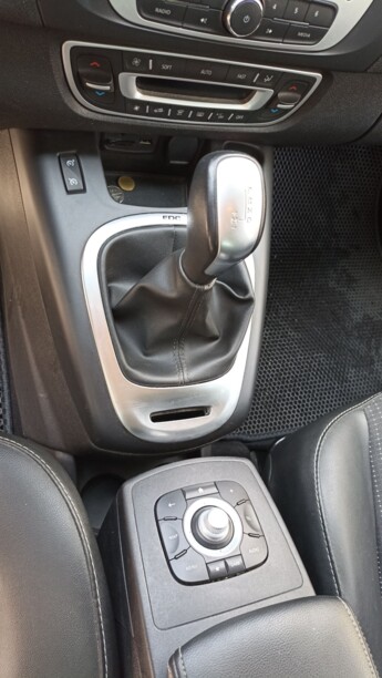 Renault Grand Scenic III · 2-й рестайлинг, 7 мест, 2016 г.