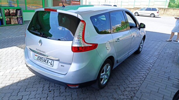 Renault Grand Scenic III · 2-й рестайлинг, 7 мест, 2016 г.