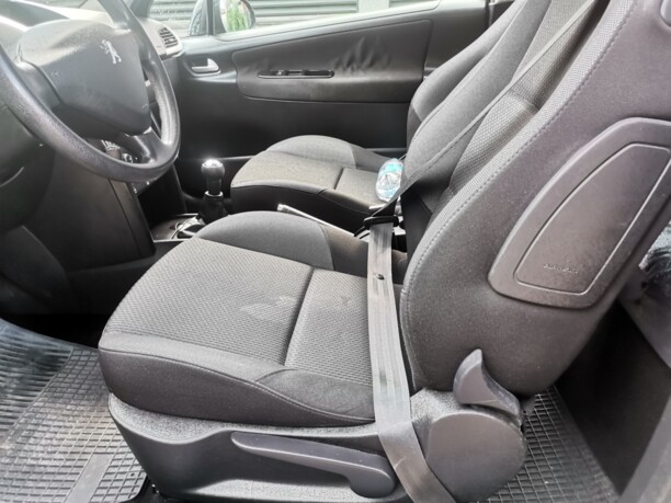 Peugeot 207 I · Рестайлинг, 2009 г.