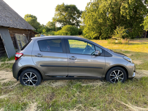 Toyota Yaris III (XP130) · 2-й рестайлинг, 2020 г.
